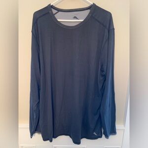 Tommy Bahama long sleeve T-shirt